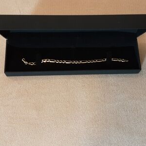 14k Gold paperclip style bracelet - 7"